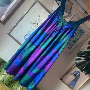 Lux(urban outfitters) Large silky trapeze dress jewel tone geo print w/ pockets